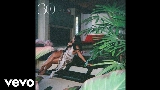 Video thumbnail put it on (eat)...